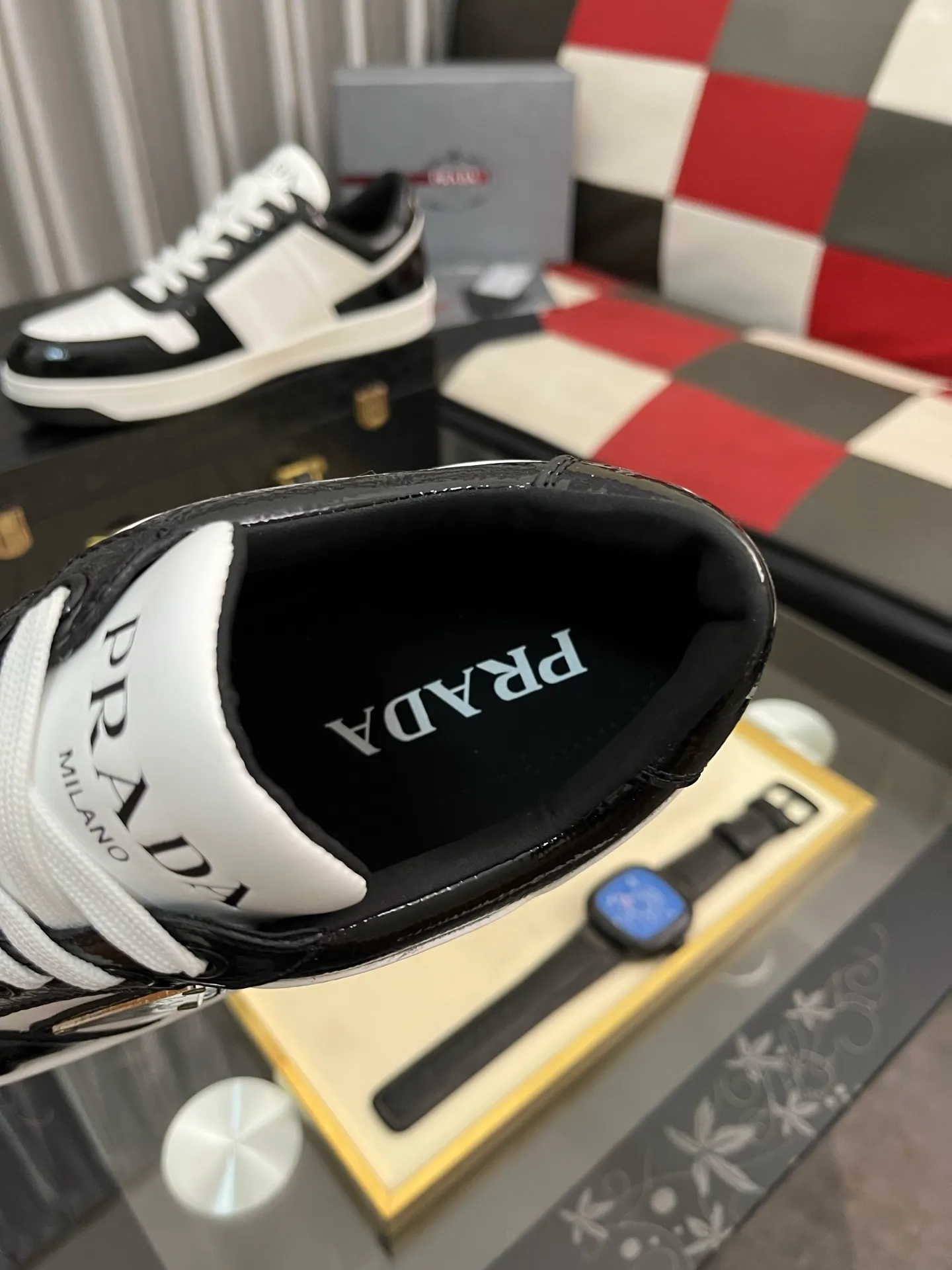 Men's shoes 💰560⌚️⌚️【PRADA】Prada - high-end quality original order 🔍🔍🔍 casual sports shoes - upper: 🔝 Nappa calfskin, brand high satin hollow canvas, shoe body sewn brand metal fasteners, tongue injection molded brand logo - lining: water-dyed cowhide - outsole: ultra-light TPU foam rubber; two-color molded outsole -Ultra-high quality control and fine workmanship: highlighted (high-end, extravagance, and class) -Size: 38-444️⃣colors available